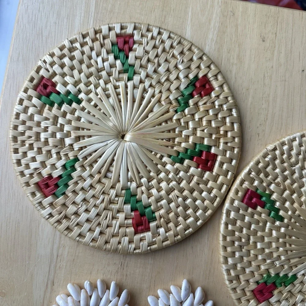 VTG Shell Trivets 6-8